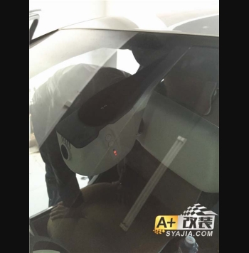 A4L行車記錄儀，及導航倒車影像藍牙一體機。